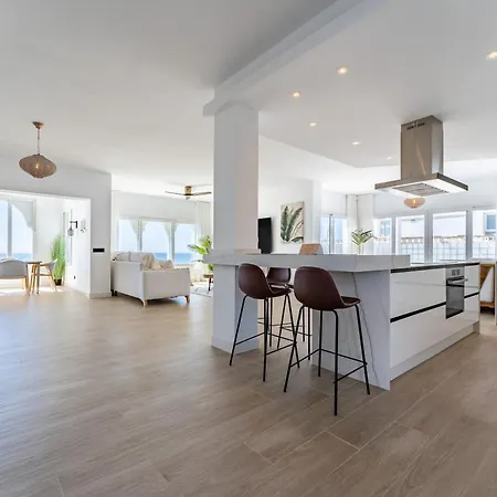 219 Frontline Luxurious Appartement *