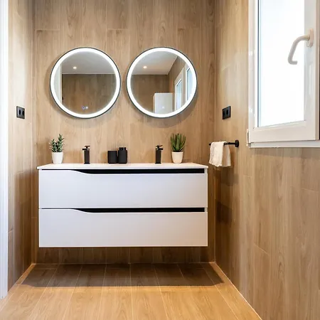 Apartment 219 Frontline Luxurious