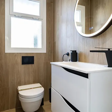 219 Frontline Luxurious Apartment Sitio de Calahonda